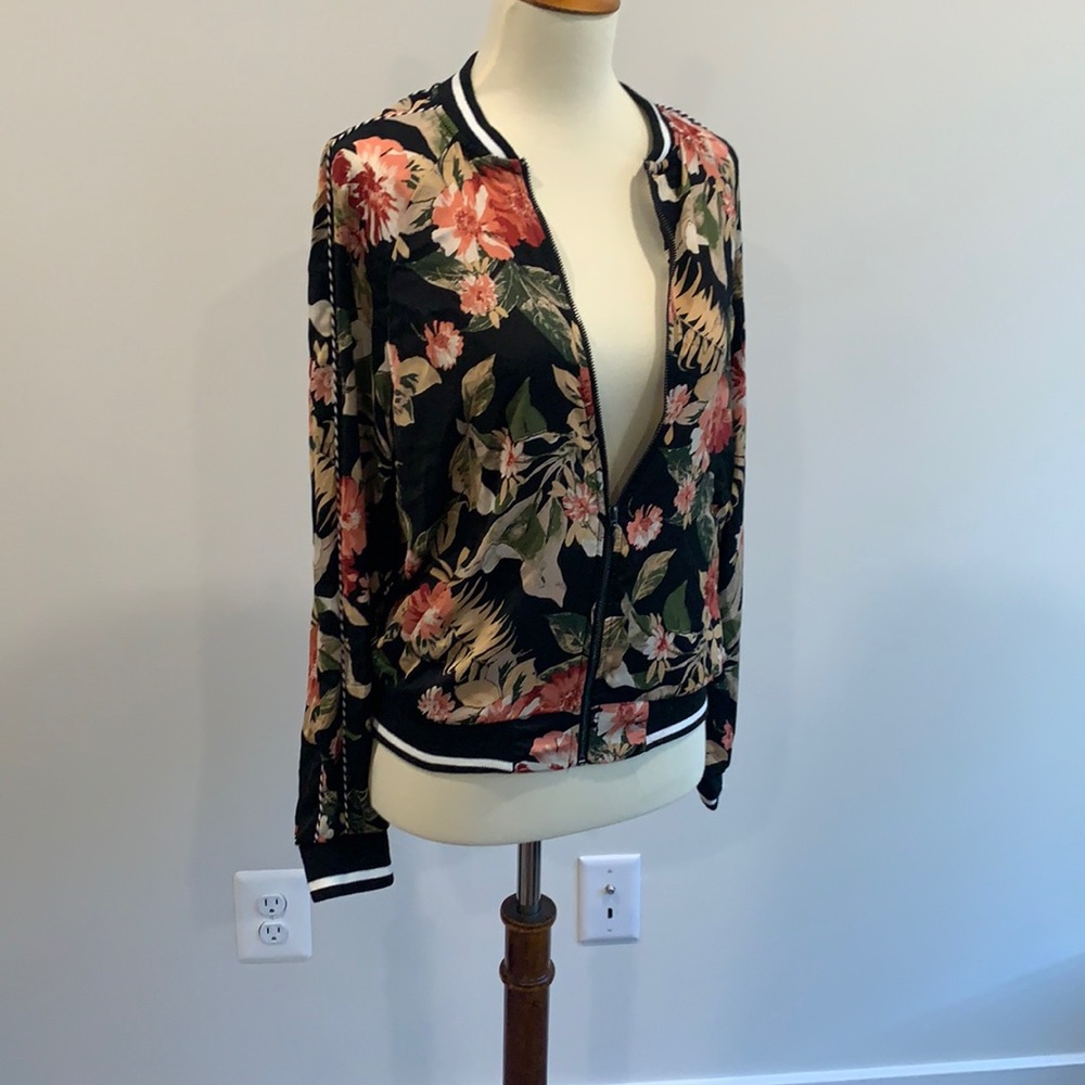 Accent jacket